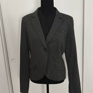 Short gray blazer.